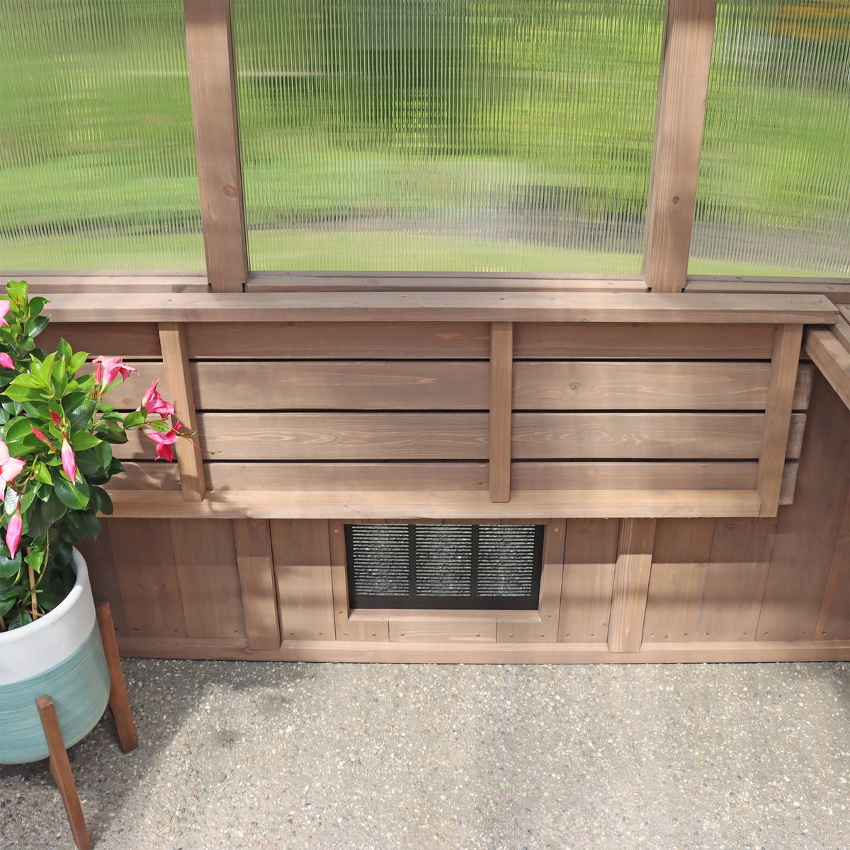 Yardistry 6.7' x 7.6' Greenhouse